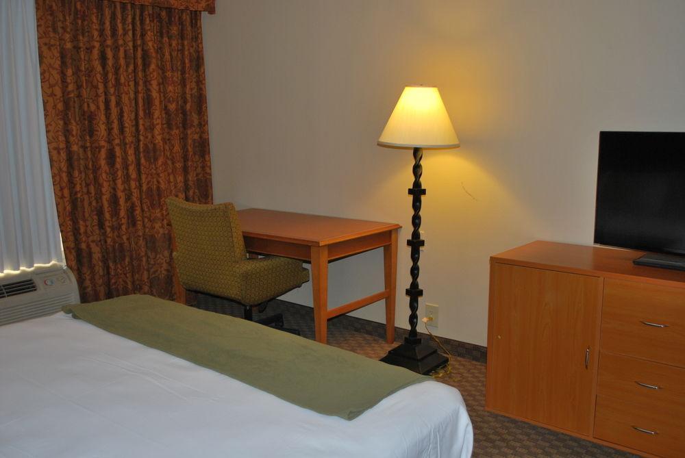 Rodeway Inn Duncanville Exterior foto