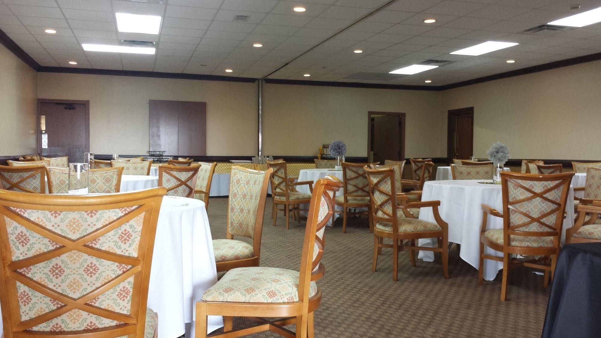 Rodeway Inn Duncanville Exterior foto